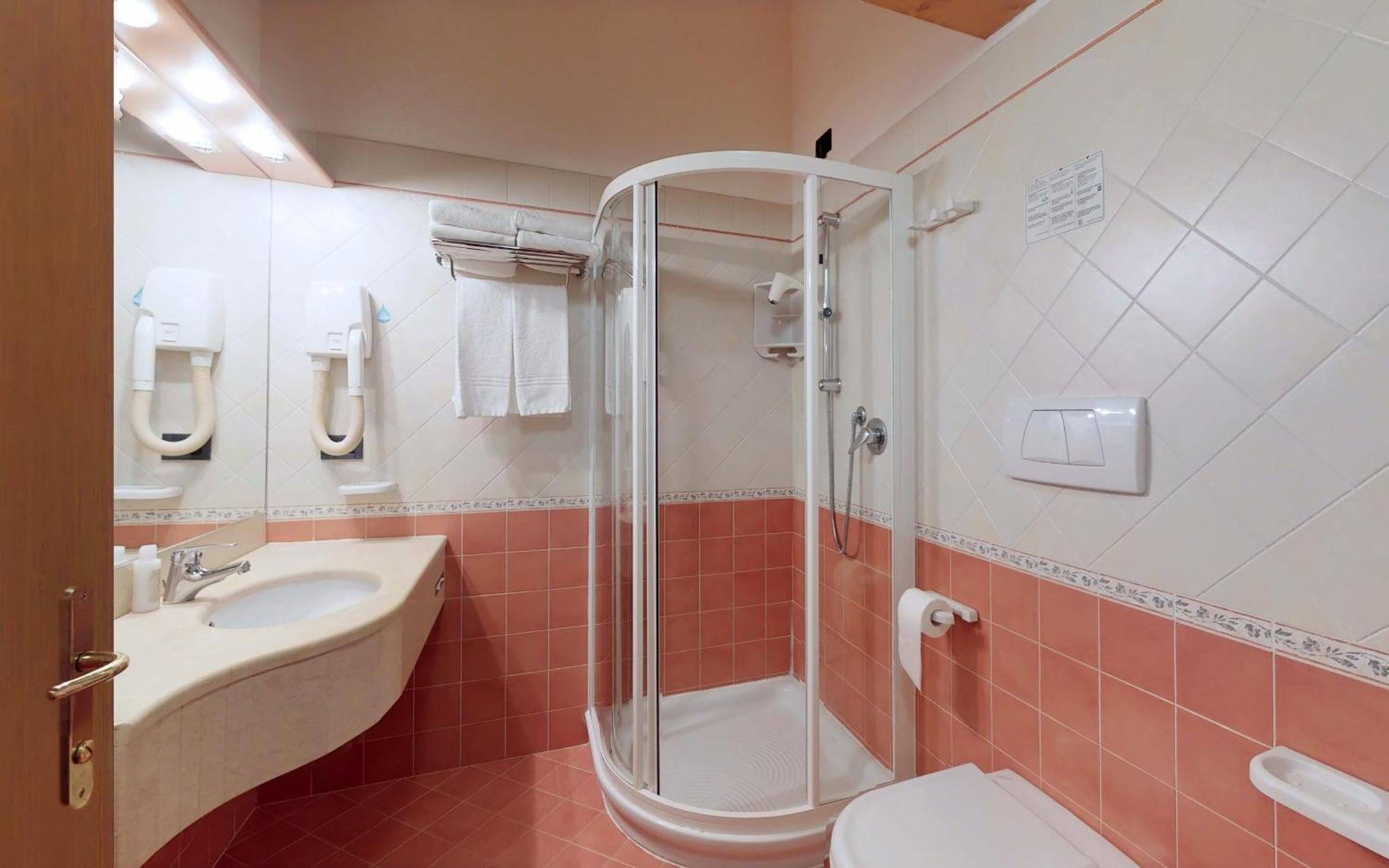 Hotel Madonna delle Nevi Folgarida Esterno foto