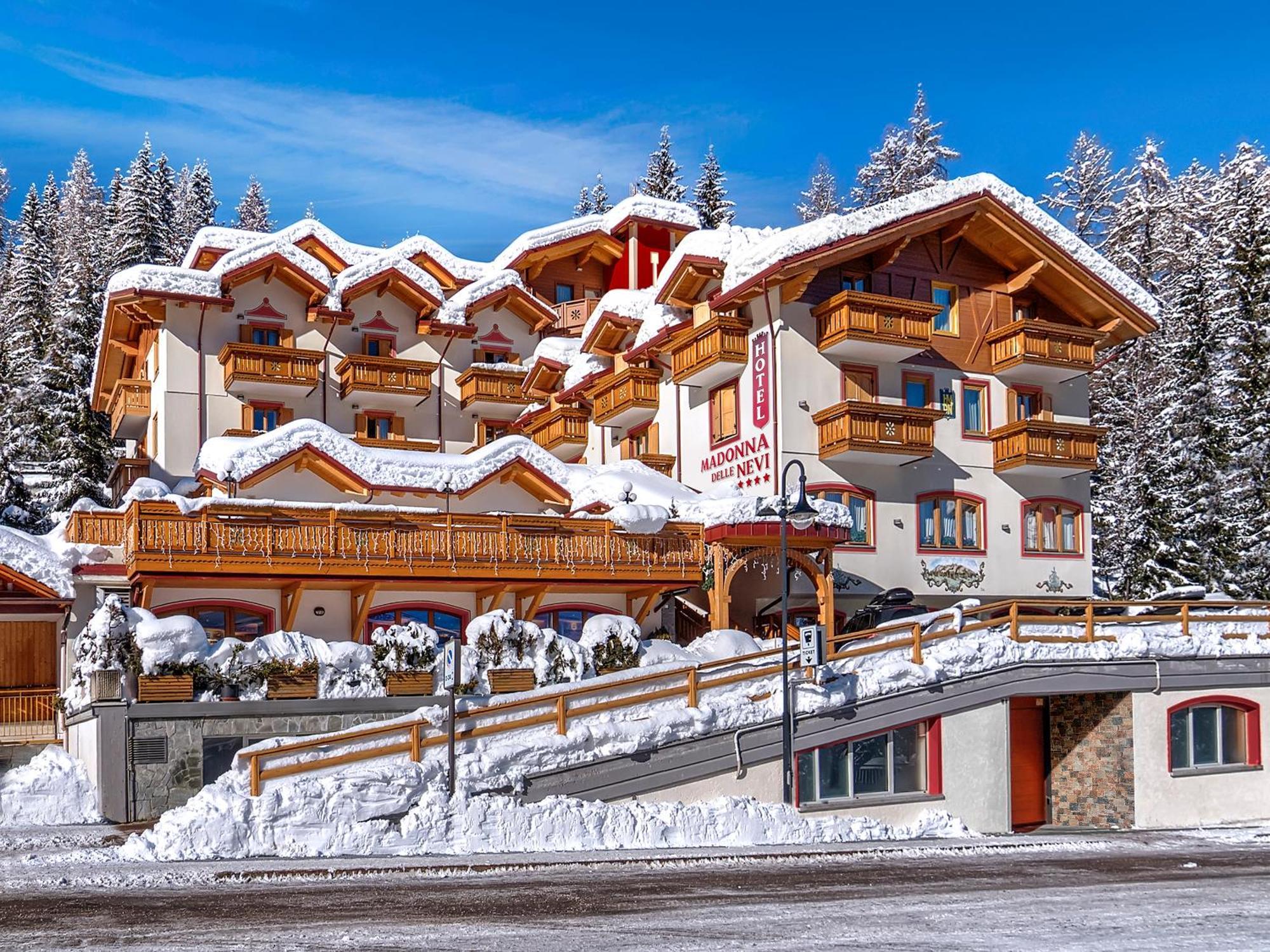 Hotel Madonna delle Nevi Folgarida Esterno foto